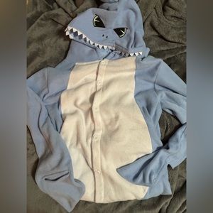 💙Adult M Blue Shark Onesie🦈